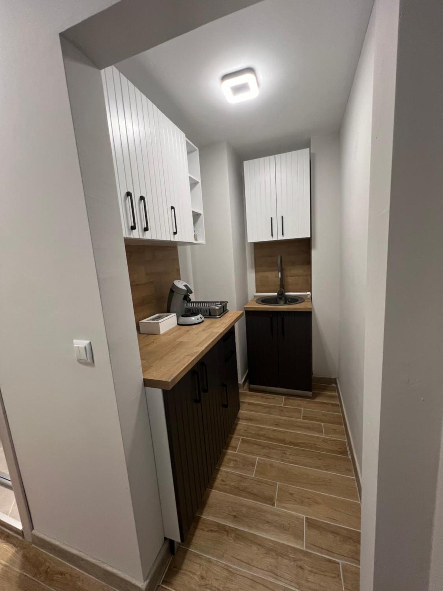 Green Park Apartments And Rooms For Guests Azenograd Kültér fotó