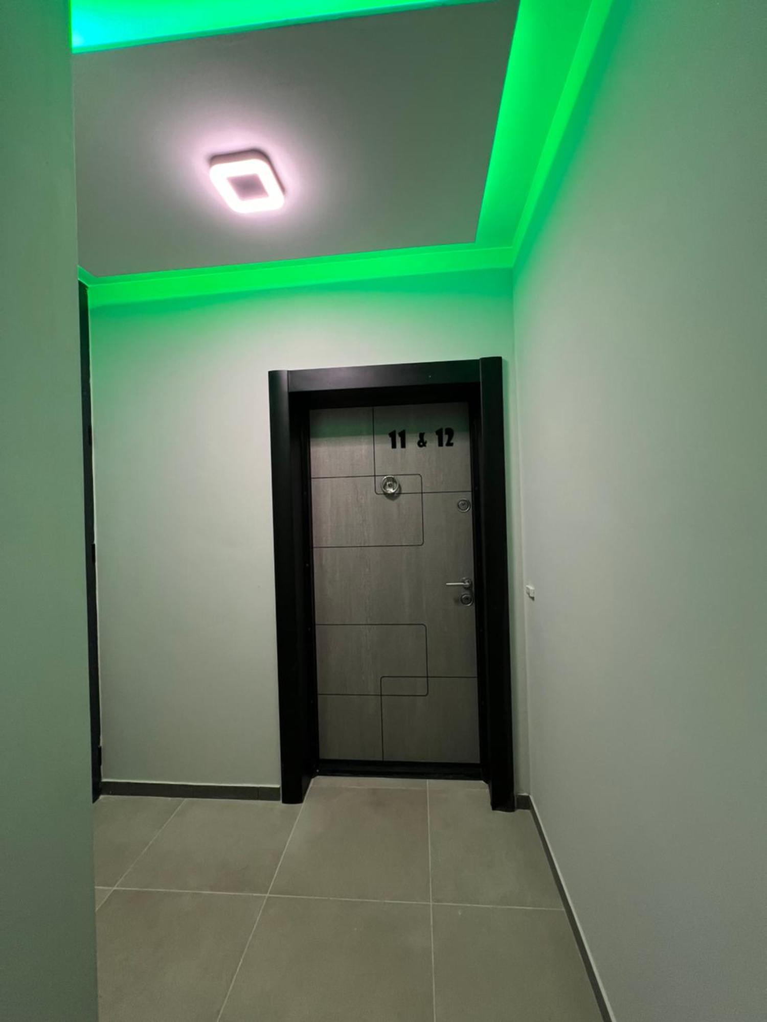 Green Park Apartments And Rooms For Guests Azenograd Kültér fotó